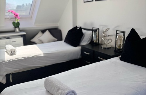 Lower Edmonton Lit Et Petit-Déjeuner | Ensuite Deluxe Room with Shower