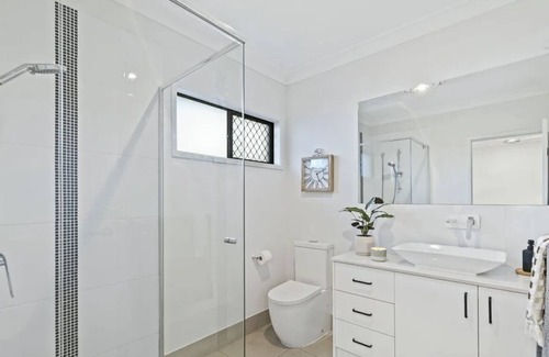 Pallara Maison | Ensure Room x Private Bathroom