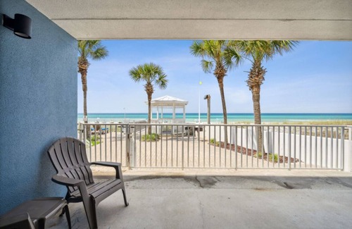 Fort Bay Maison | Ensuring a Very Comfortable & Memorable Stay! Free Parking, Outdoor Pool