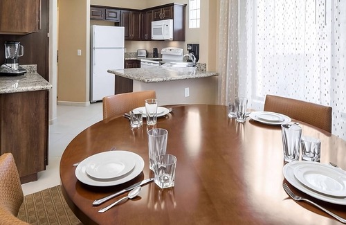 North Scottsdale Hôtel | Ensuring a Very Comfortable & Memorable Stay! Outdoor Pool, Parking!
