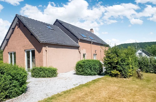 Viroinval Maison | Enticing Holiday Home in Treignes near Forest