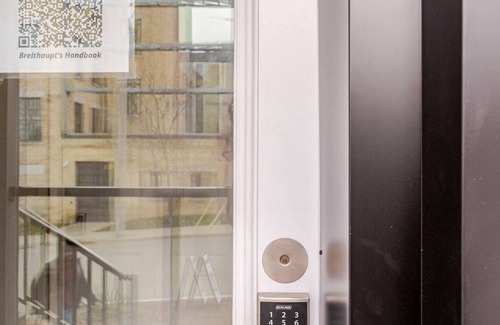 Mount Hope Huron Park Appartement | ENTIRE 1 BEDROOM APARTMENT ACROSS FROM GOOGLE