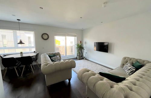 West Pilton Appartement | Entire 2 Bed Modern Apartment