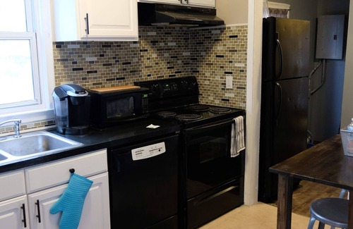 Trenton Maison | Maison entière de 2 chambres, 1. 5 salles de bain à Trenton
