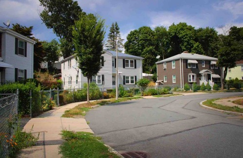 Southern Mattapan Appartement | ENTIRE 2BR APARTMENT IN A NICE QUIET NEIGHBORHOOD!