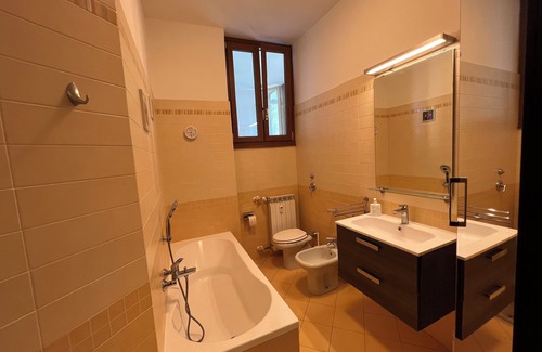 Trezzano sul Naviglio Appartement | ☞ Entire apartment | 13min → Milan | 80mq | Self Check-In | AC | 40min → MXP