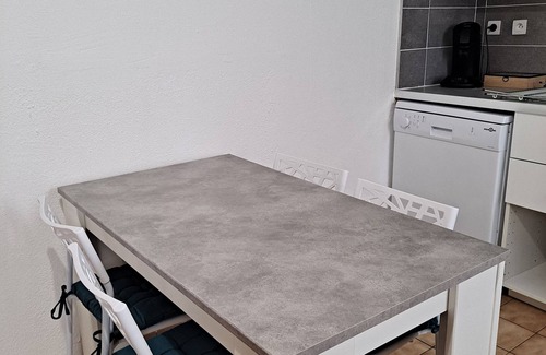Nimes City Centre Appartement | Logement entier au soleil de Nîmes :
