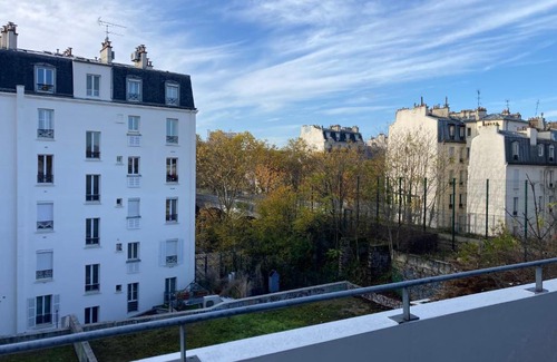 12th Arrondissement Maison | Entire apartment with terrace