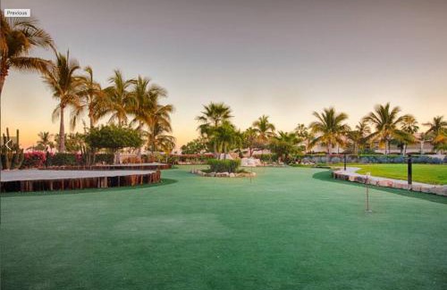 Zona Hotelera Appartement | Entire Beachfront condo in Paradise