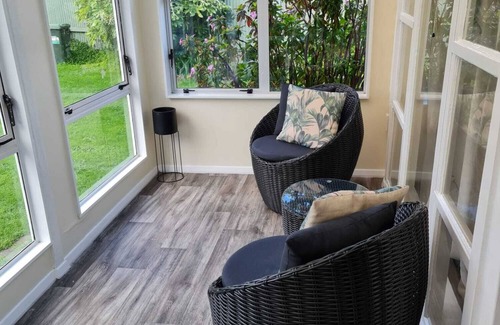 Lower Hutt Maison | Entire Bunglow in Central Hutt with FREE-WiFi