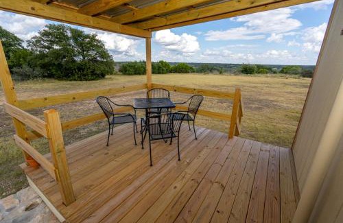 Eldorado Maison | Entire Cabin Retreat in Texas Hill Country, Perfect for Intimate Glamping Weekend Getaways in Eldorado