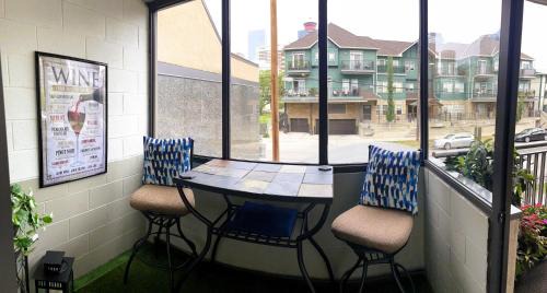 Beltline Appartement | Entire Condo Downtown, walk to BMO & Stampede, Parking, 1,5 hrs to Banff