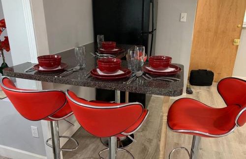 Niagara Falls Maison | Entire Condo Minutes from Niagara Falls (USA)