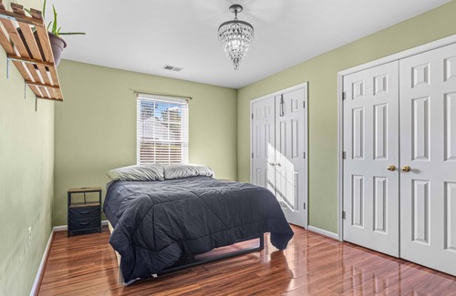 Manassas Appartement | Entire Condo Oasis in Old town Manassas