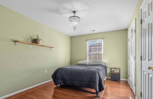 Manassas Appartement | Entire Condo Oasis in Old town Manassas