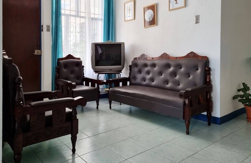 Villa Bonita Appartement | Entire Cozy apartment for your, 5 min SJO airport