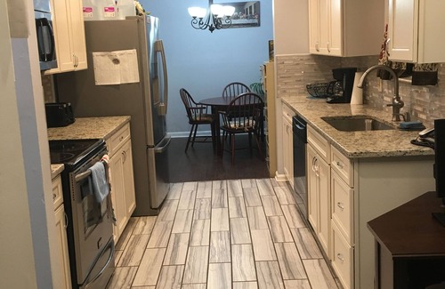 Clinton Maison | Entire Cozy House close to MGM, DC, Virginia