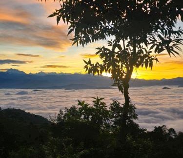 Nagarkot Chalet De Ski | Entire Cozy Studio Cabin At Peaceful Nagarkot Hill