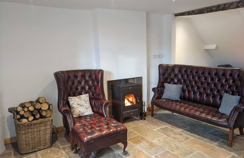 Saint-Dizier-Leyrenne Maison | Entire rural charming renovated townhouse in a picturesque village