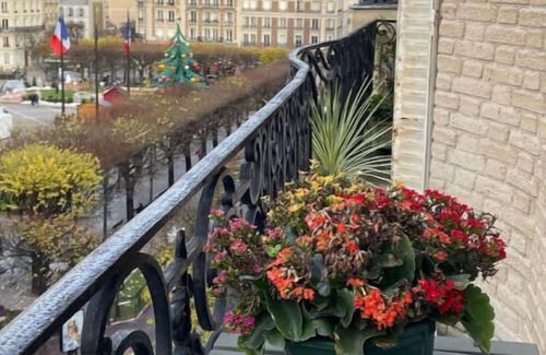 Levallois-Perret Appartement | Entire friendly and family apartment.