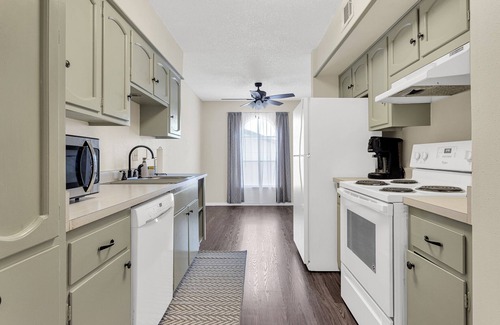 Medical Center District Appartement | Entire Furnished rental unit in San Antonio, Texas