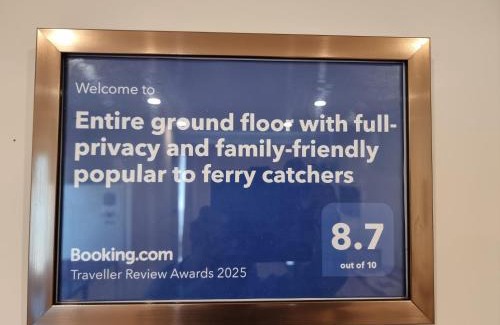 Johnsonville Appartement | Entire ground floor with full-privacy and family-friendly popular to ferry catchers