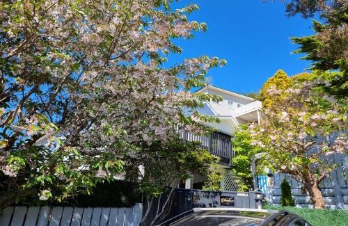 Johnsonville Appartement | Entire ground floor with full-privacy and family-friendly popular to ferry catchers