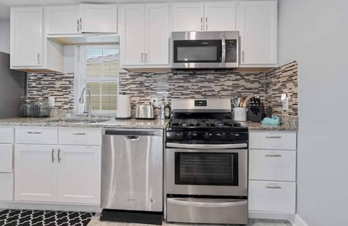 Havre De Grace Maison | Entire home, great location, no cleaning fee