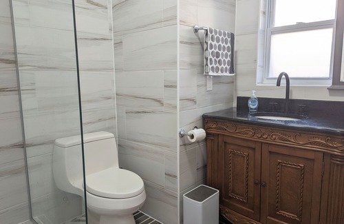 Langdon Maison | Entire Home in NE DC. 5 BD/3BA
