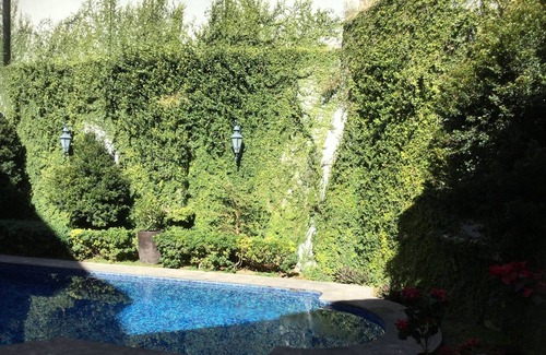 Downtown Guadalajara Villa | 5 lit / 5 salles de bain. Villa Pvt / PISCINE / Récompensé # 1 rénovation par la ville