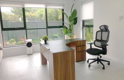Peakhurst Maison | Spacious New Home near Hurstville | Family-Friendly + Parking + Backyard