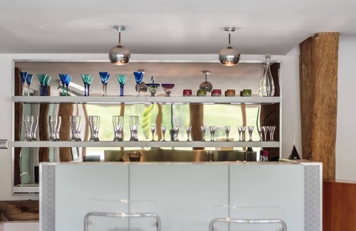 Canterbury Maison | Luxury Barn with Lake and Garden - Canterbury