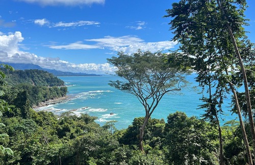 Dominical Villa | Entire property Shelterfromthestormvillas