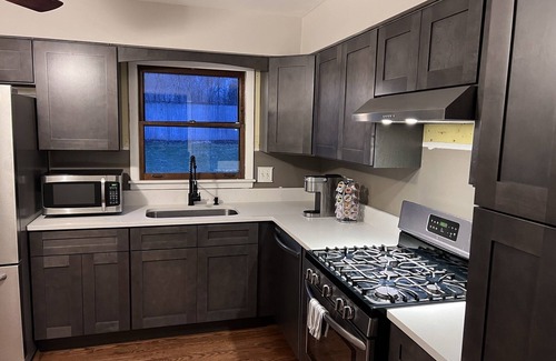 Darien Maison | Entire Residential home