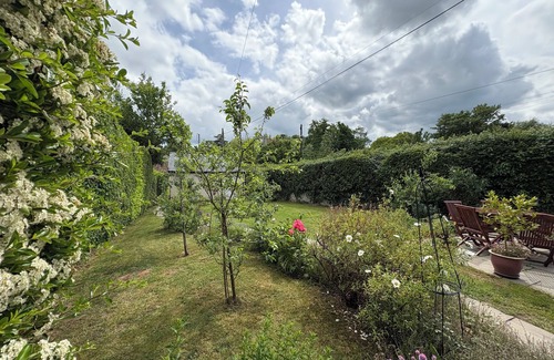 Taunton Maison | Entire spacious country home in beautiful Staple Fitzpaine
