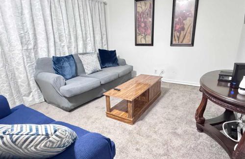 Port Arthur Maison | Entire Spacious 4 BR Home for Professionals