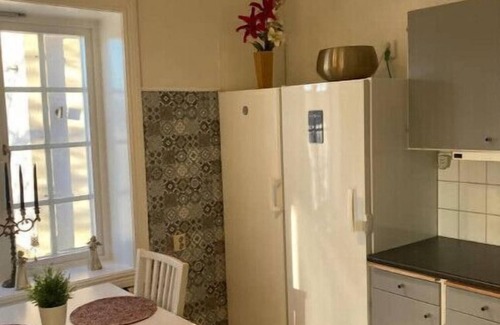 Sigtuna Municipality Maison | Entire Town House on Ground floor, on Lake. Luxury Lake Escape Close to Marina.