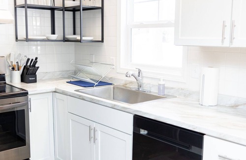 Ramsey County Maison | Entire Unit close to cities, bike path out the front door.