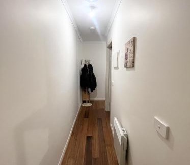 Penguin Maison | Entire Unit in Penguin with Free Parking