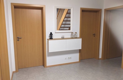 Augustfehn Maison | Entire vacation home (130m²) in the center of Augustfehn with large garden.