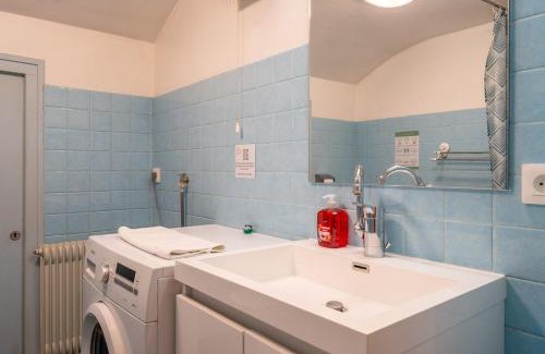 Alex Appartement | Entre lac & Montagnes avec balcon, proche Annecy