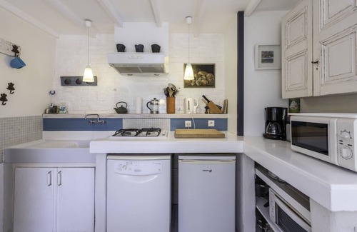 Saint-Pierre-en-Port Maison | Entre mer et jardin by Interhome