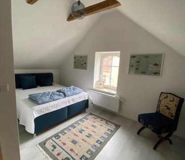 Groß-Siegharts Appartement | Entzückendes Häuschen, neu ren.