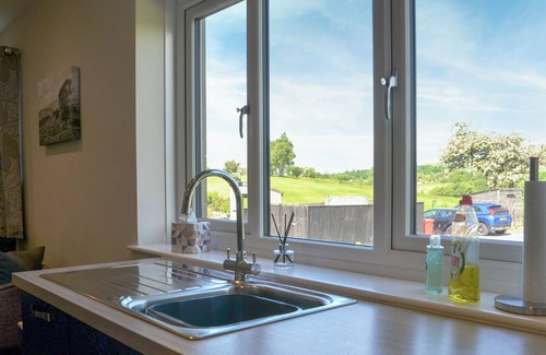 Skipton Cottage | Enviable location within the golf course.