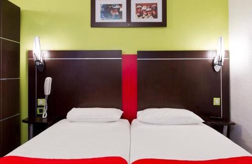 Tinqueux Hôtel | Enzo Hotels Reims Tinqueux by Kyriad Direct