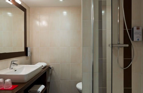 Veymerange Hôtel | Enzo Hotels Thionville By Kyriad Direct