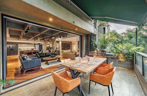 Las Lomas I Appartement | |EP| Grandeur Penthouse w/Terrace & Jacuzzi