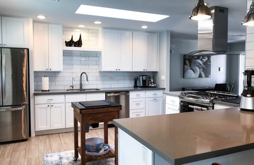 Park Scottsdale One Maison | NOUVELLE LISTE * Vieille ville * Piscine chauffée ** 86inTV * Sports / Playstation * Tout ce dont nous avons besoin c'est vous!