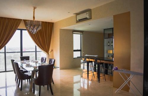 Masai Appartement | Epic Marina View 3BR Permas w Bathtub & Seaview Balcony Permas by Our Stay