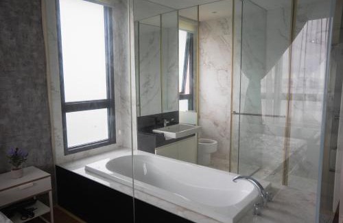 Masai Appartement | Epic Marina View 3BR Permas w Bathtub & Seaview Balcony Permas by Our Stay